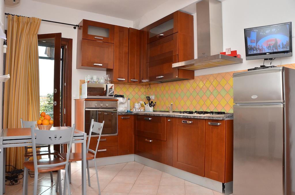Bed and Breakfast Domo - Guest-House Il Nespolo Fiorito à Orosei Extérieur photo